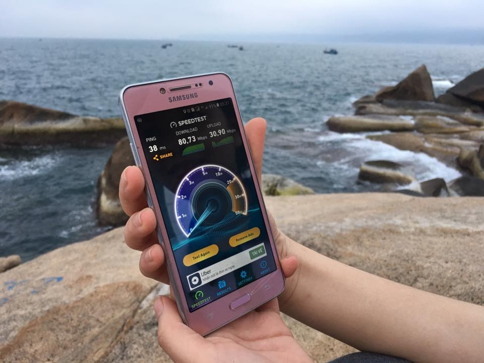 Khách hàng nên “tiến lên 4G” hay “chung thủy” với 3G?