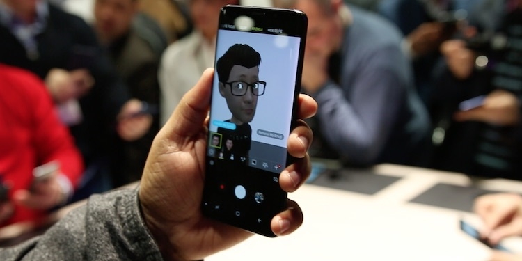 AR Emoji trên Galaxy S9 đỉnh cao hơn so với Animoji trên iPhone X