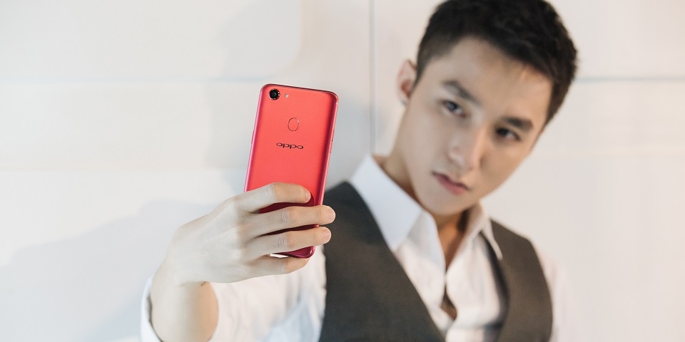 OPPO F5 RAM 6GB, ROM 64GB có giá bán và chuẩn bị lên kệ tại VN OPPO F5 RAM 6GB, ROM 64GB có giá bán và chuẩn bị lên kệ tại VN