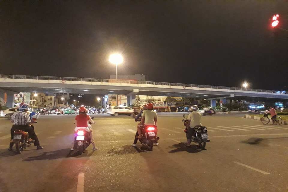 Đánh giá camera Samsung Galaxy J5 Prime: Còn thiếu một chút để hoàn hảo Đánh giá camera Samsung Galaxy J5 Prime: Còn thiếu một chút để hoàn hảo