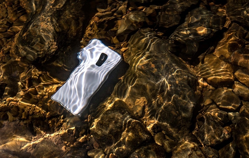 Samsung Galaxy A8 và A8 Plus