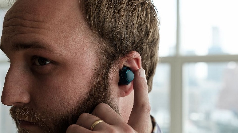 tai nghe không dây Samsung Gear IconX