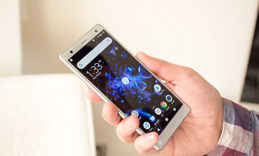 trên tay Xperia XZ2 và XZ2 Compact