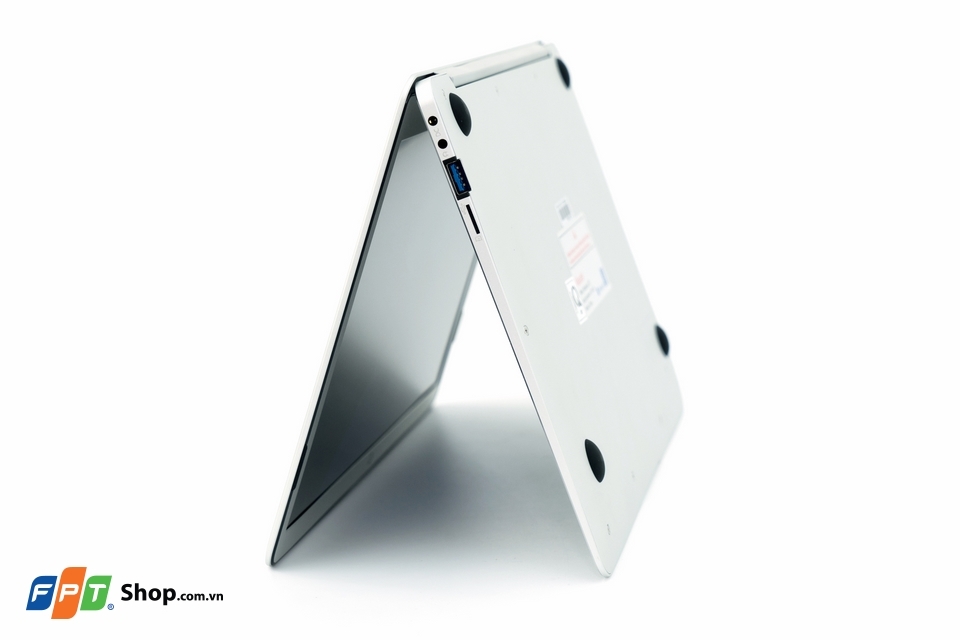 Laptop Masstel Notebook L133