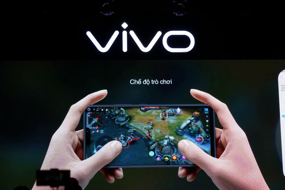 Vivo V9 ra mắt
