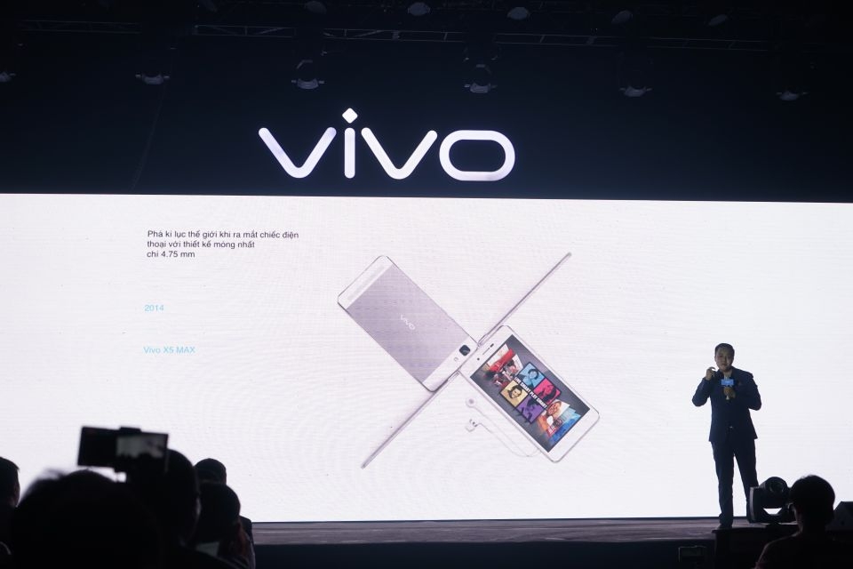 Vivo V9 ra mắt