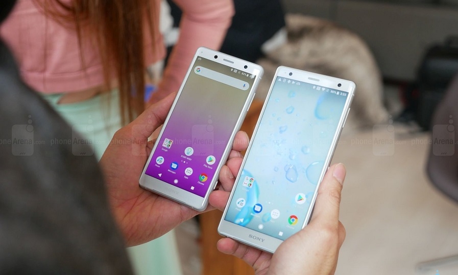 trên tay Sony Xperia XZ2 Compact