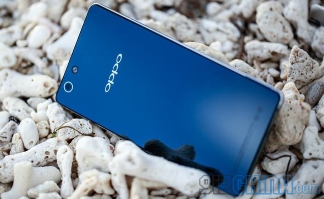 Oppo-R1
