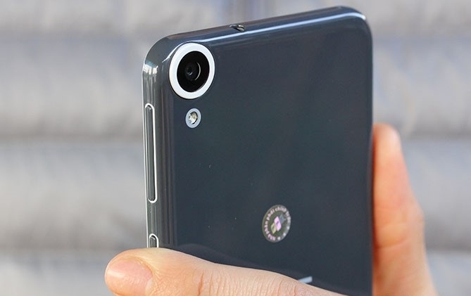 HTC-Desire-820s
