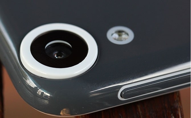 HTC-Desire-820s