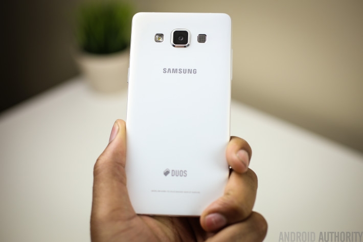 Samsung-Galaxy-A5-vs-Oppo-Find-7A