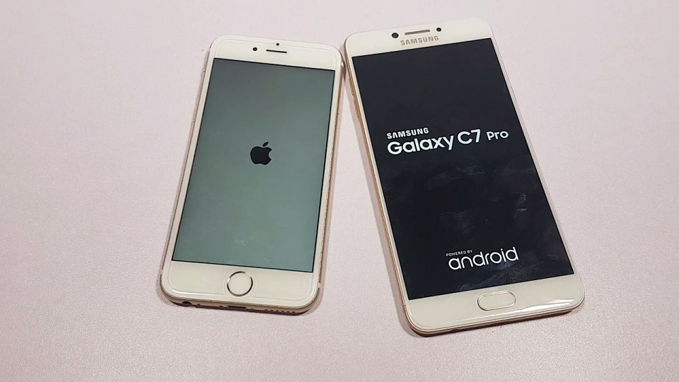 nên mua iPhone 6s plus cũ hay Samsung galaxy c7 pro