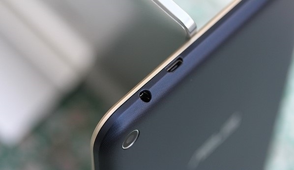Fonepad-8