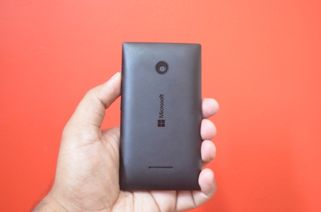 Microsoft-Lumia-435-1