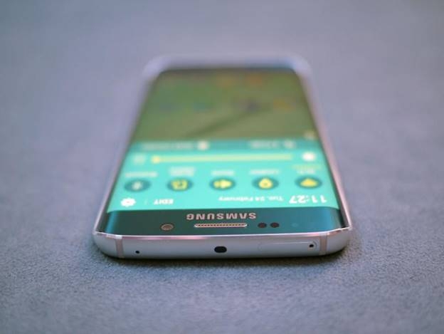 Samsung-Galaxy-S6-Edge