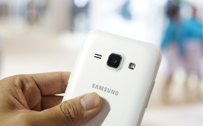 Samsung-Galaxy-J1