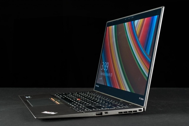 Lenovo_ThinkPad_X1_Carbon