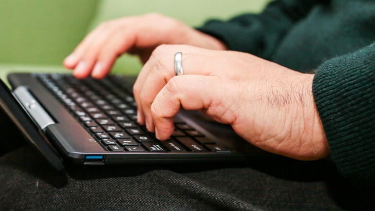 So-sanh-Asus-Transformer-Book-T100TA-va-T200TA