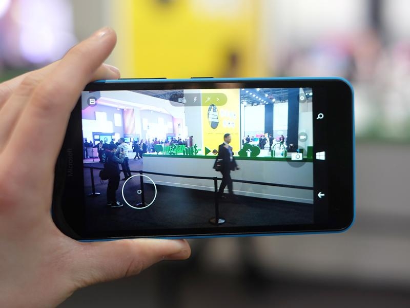 LG-Magna-va-Microsoft-Lumia-640-6