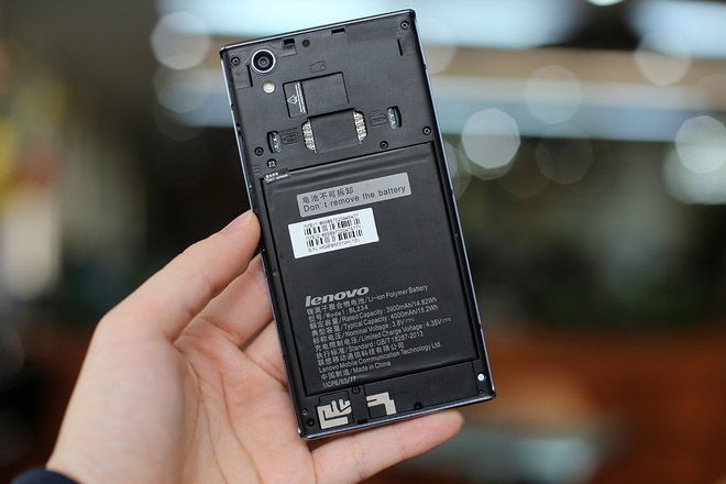 Philips-V387-va-Lenovo-P70