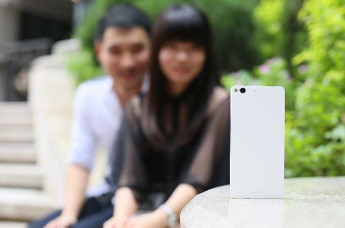 Gionee-Elife-E6-cau-hinh-khung-4