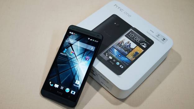 HTC-One-M7-va-HTC-One-M9