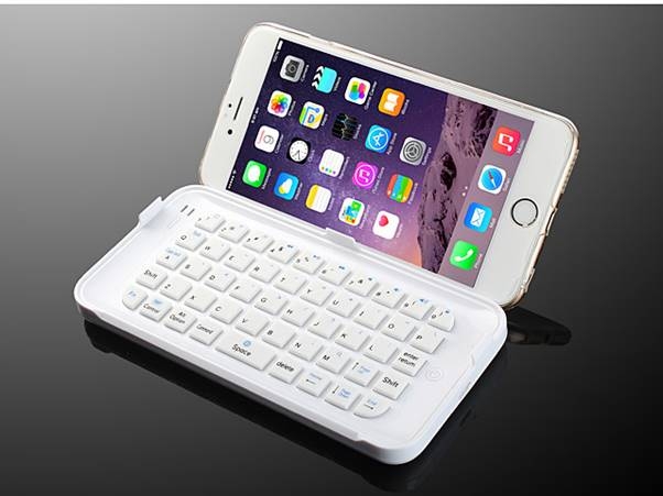 iPhone 6 Plus và bàn phím Bluetooth