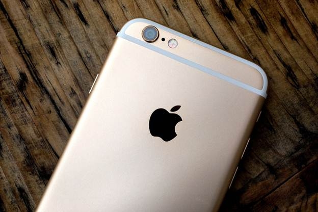 Huawei-P8-vs-Apple-iPhone-6