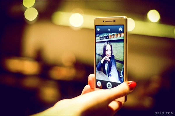 Oppo-R1