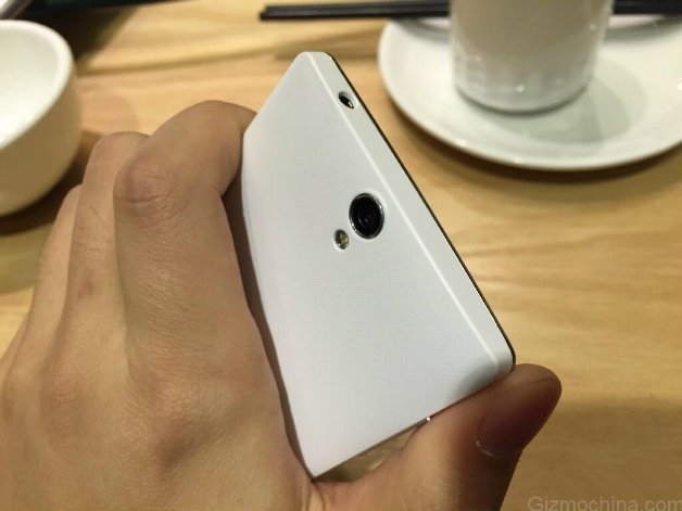 ra-mat-OnePlus-2-22