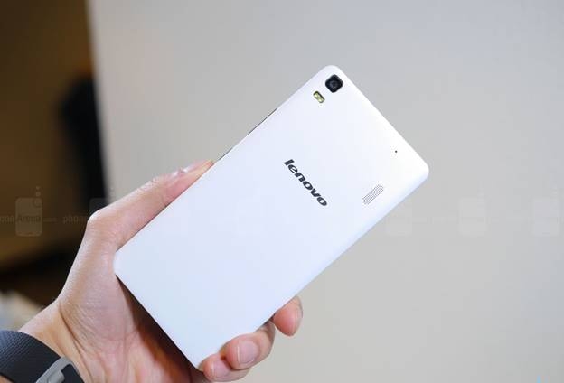 So-sanh-Lenovo-A7000-vs-Xiaomi-Redmi-2