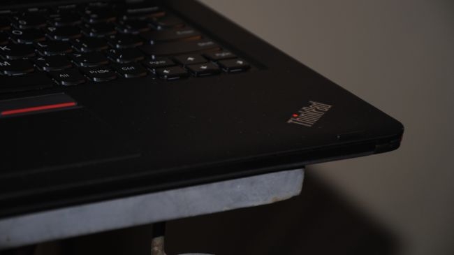 Lenovo_ThinkPad_Yoga_12