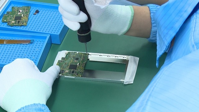 dien-thoai-bphone