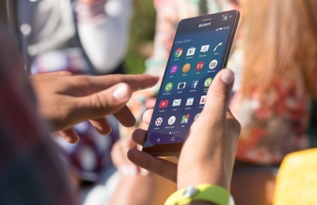 Sony-Xperia-C4-Dual-thiet-ke
