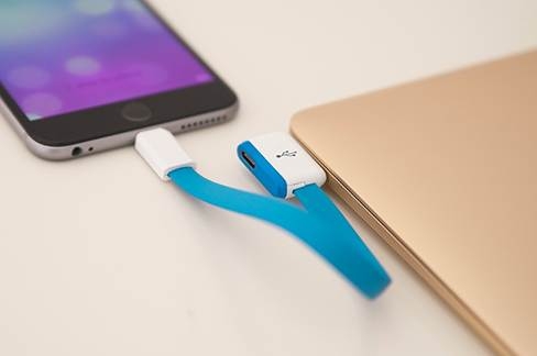 cong-USB-type-C-cua-New-MacBook-InfiniteUSB
