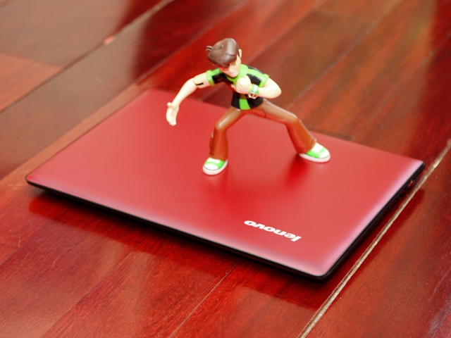 Thiết kế sang trọng lenovo u31
