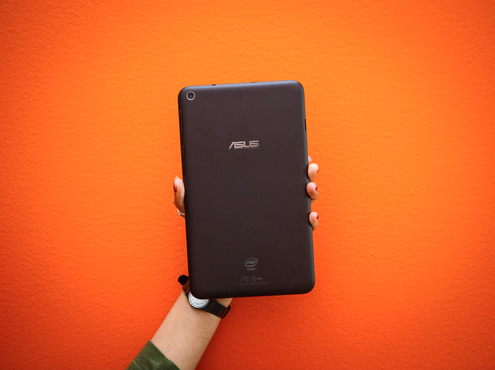 Các cạnh bo tròn đem lại cảm giác trên tay thoải mái