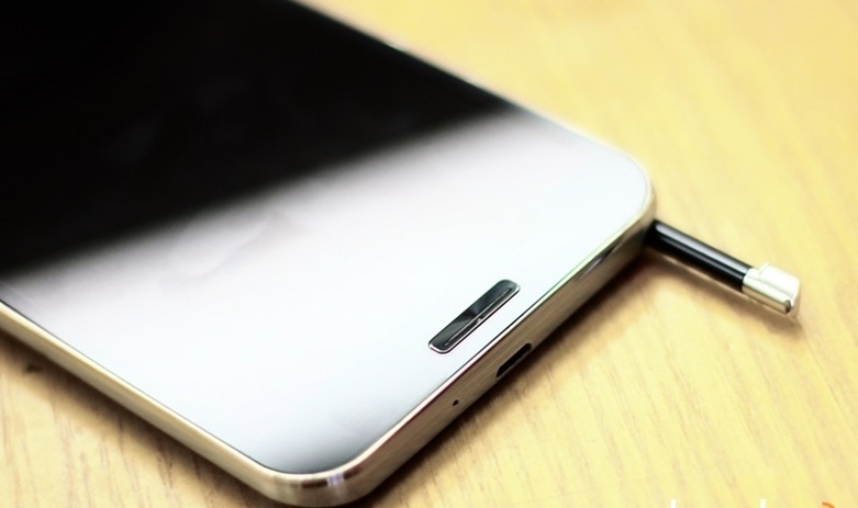 Bút cảm ứng Stylus cho người sở hữu SKY A890