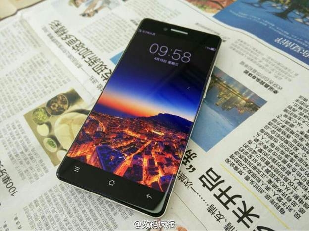 Smartphone Oppo R7