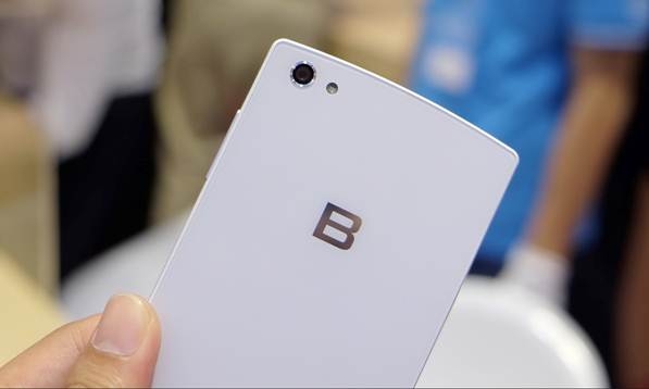 Bphone với camera sắc nét