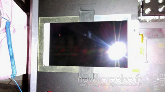Hình ảnh bề mặt trước của Sony Lavender