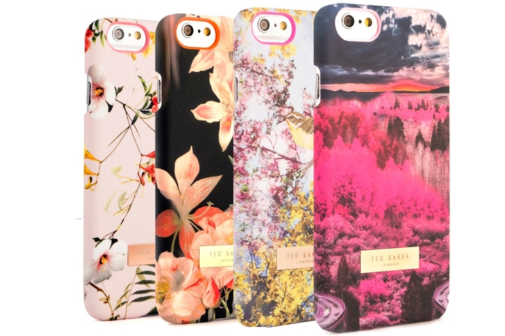 vỏ ốp Ted Baker