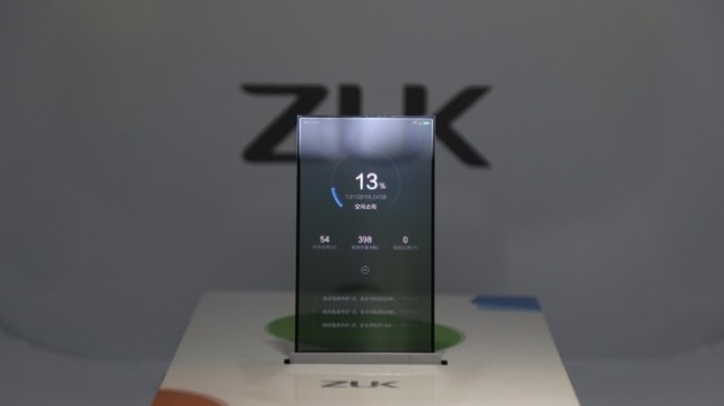 Zuk cũng giống với những chiếc smartphone trong suốt mà LG hay Samsung từng giới thiệu