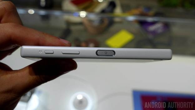 Điện thoại Xperia Z5 Compact
