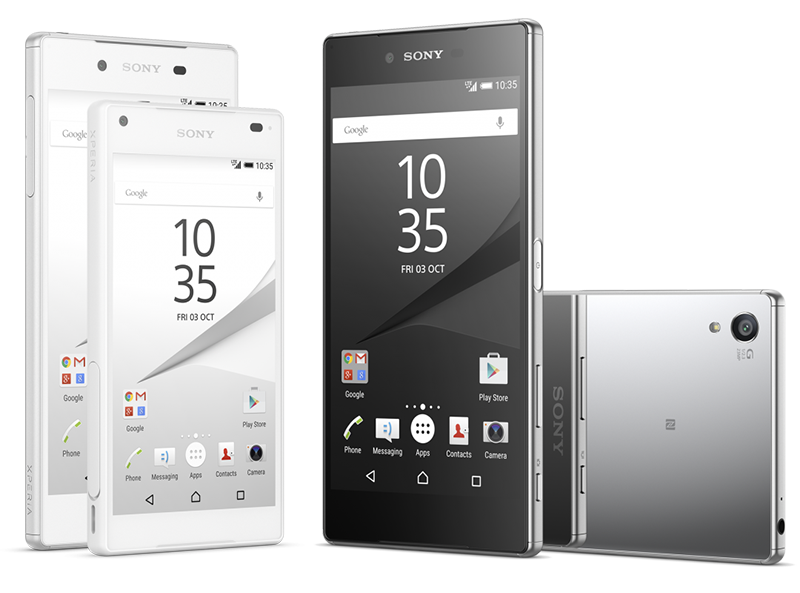 bốn smartphone sử dụng dưới trời mưa 3