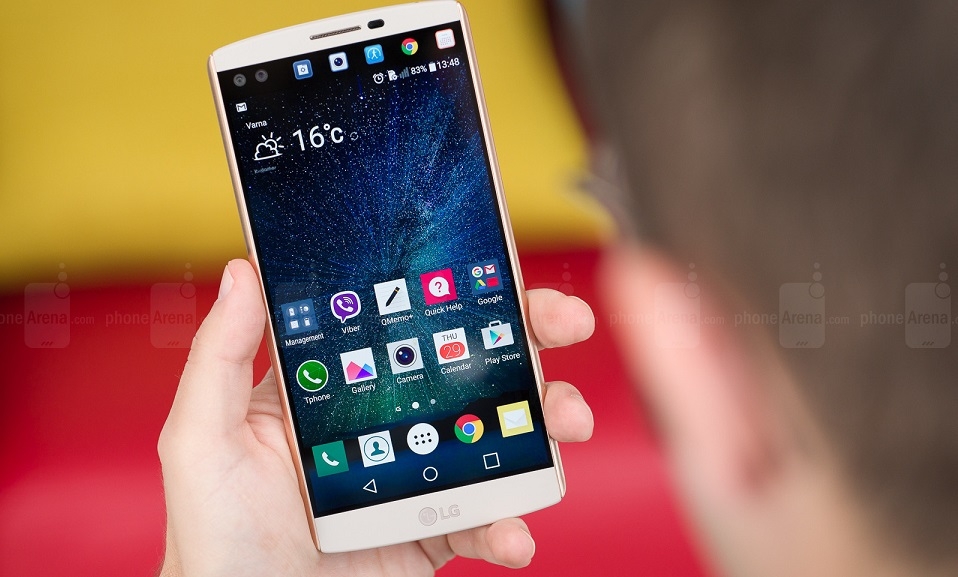 Điểm danh 6 smartphone “độc lạ” ra mắt trong năm 2015 2