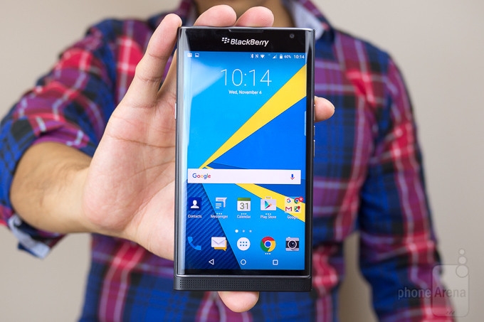 Điểm danh 6 smartphone “độc lạ” ra mắt trong năm 2015