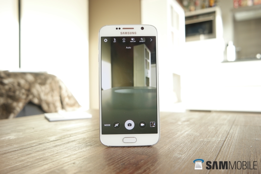 Ngắm nghía hai thiết bị Galaxy S6 và S6 edge chạy Android 6.0 mới 7