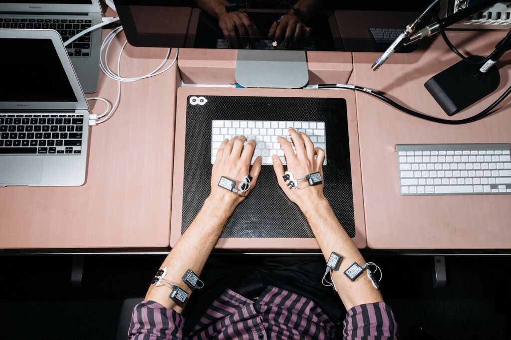 Tham quan phòng thí nghiệm tuyệt mật của Apple 1