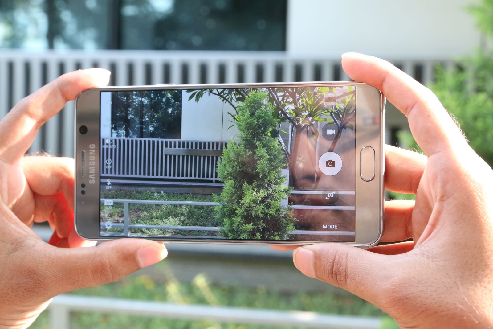 Galaxy S7 sẽ có camera 12 megapixel với cảm biến ảnh lớn tới 1/2 inch 1